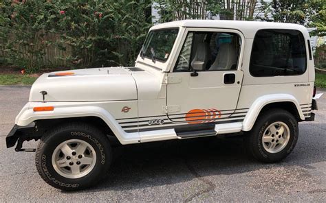 Stock Islander Edition: 1992 Jeep Wrangler | Barn Finds