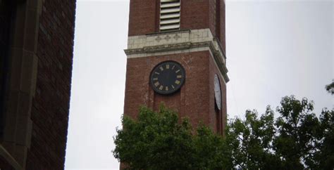 Kirkland clock repairs nearing completion | Vanderbilt University