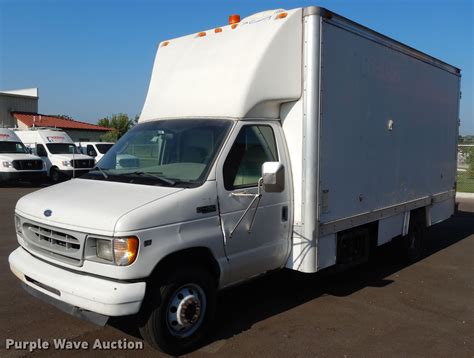 2002 Ford E450 box truck in Shawnee Mission, KS | Item DF5303 sold ...