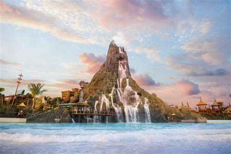 A Guide To Volcano Bay: The 15 Best Volcano Bay Rides – Planning Away