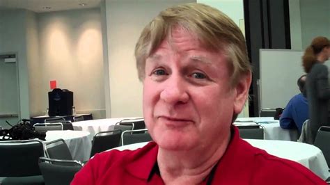 Bill Farmer Voice of Goofy - YouTube