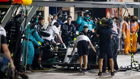 Lewis Hamilton's brutal assessment as he finishes F1 2022 with zero wins