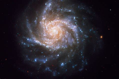 Spiral Galaxy NGC 1376 | Earth Blog