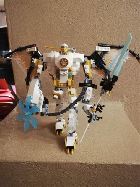 Made this dragon mech out of bricks from some my previous sets. : r/lego