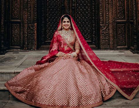 Traditional Indian Wedding Dress Red