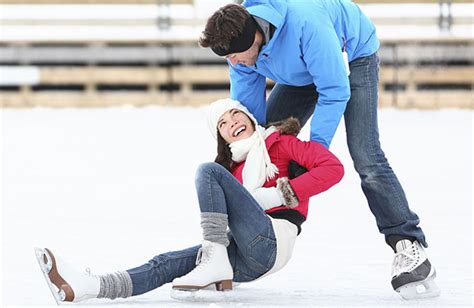 Ice Skating for Beginners: 5 Essential Tips