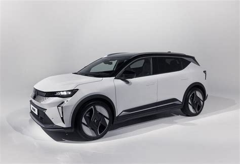 Photos IAA 2023 | Renault Scénic : mutation en SUV électrique | Moniteur Automobile