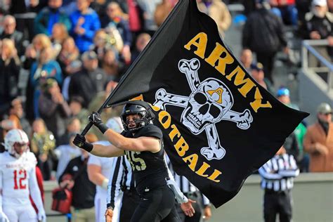 Army announces 2022 football schedule