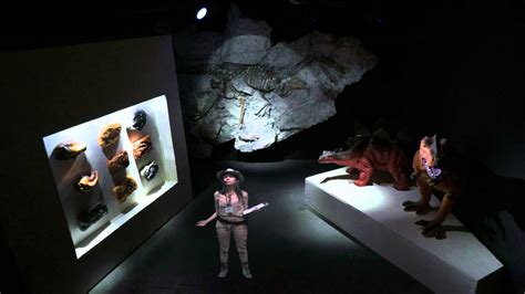 HOLOGRAM TOUR OF THE HMNS - YouTube