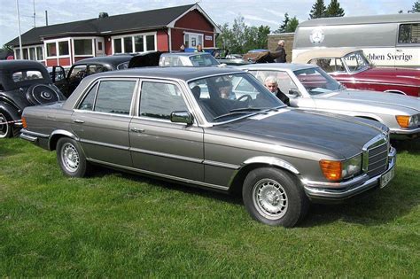 Mercedes Benz W116 450 SEL 6.9