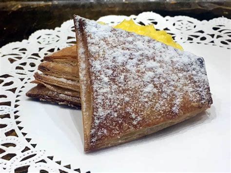 Lemon Mini Filled Croissant – Desserts By Gerard