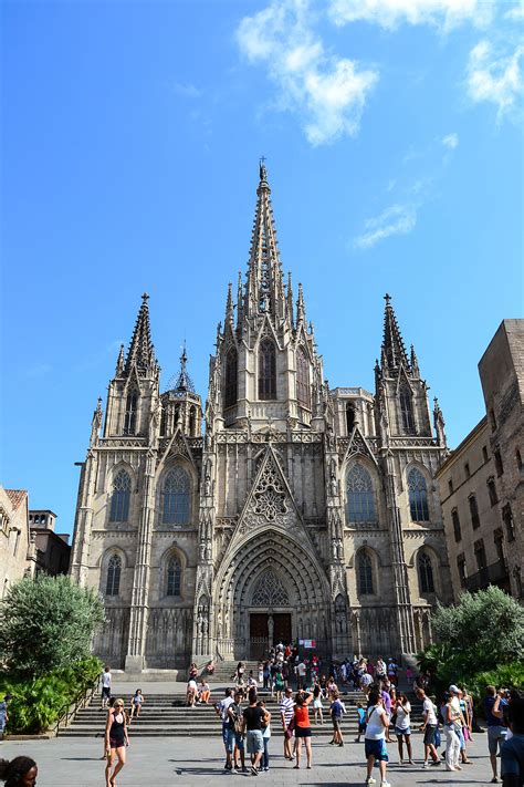 Barcelona Cathedral - Wikipedia