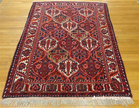 Bakhtiari Oriental Rugs