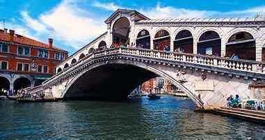 Rialto Bridge | Venice for Visitors