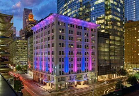 Aloft Houston Downtown | Hotels in Houston, TX