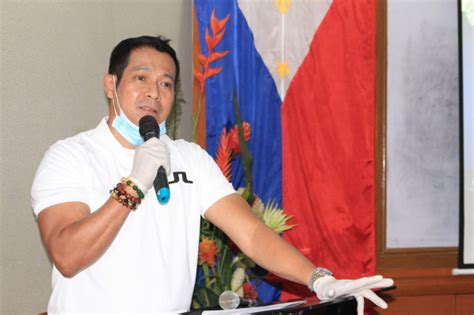 Bulacan gov Fernando poised for reelection | ABS-CBN News