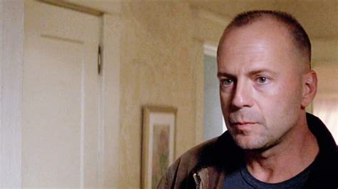 A Forgotten Bruce Willis Action Movie Is Streaming For Free | GIANT ...