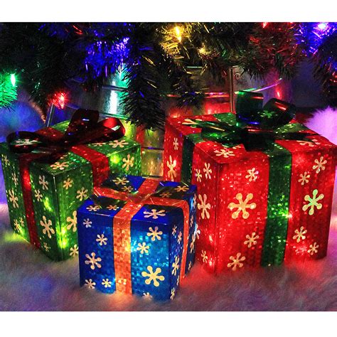 Buy ATDAWN Set of 3 Lighted Gift Boxes Christmas Decorations, Red Green ...