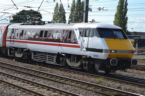 LNER Class 91 91101 'Flying Scotsman' - Doncaster - a photo on Flickriver