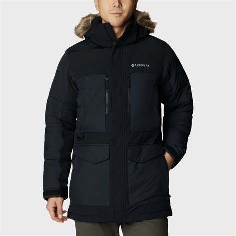 The 11 Best Men's Winter Coats of 2024 | Reader's Digest