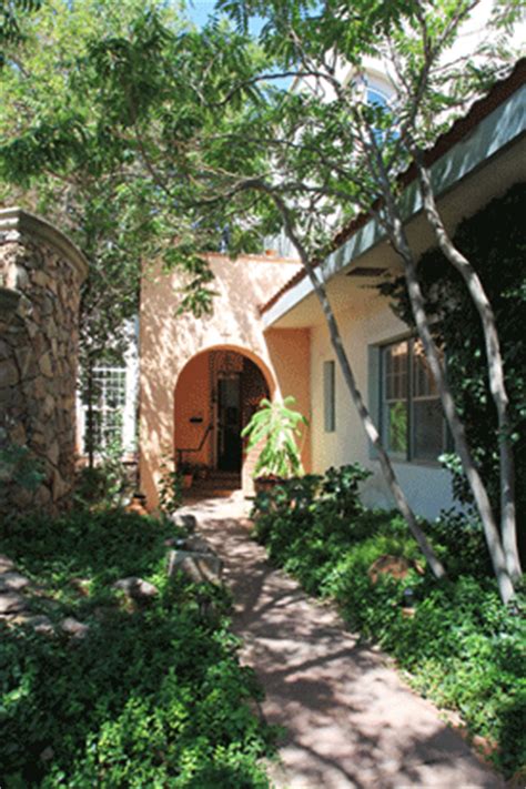 Las Cruces Bed and Breakfast - Lundeen Inn of the Arts in Las Cruces, NM