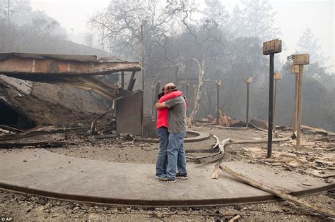 California wildfires leave 17 dead and 183 missing | Daily Mail Online