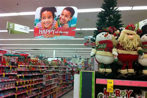 Hot Mama In The City: Last Minute Gift Shopping At Walgreens {$25 ...