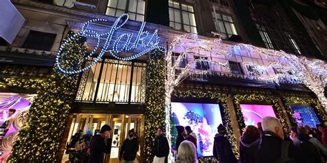 Saks Fifth Avenue NYC [2024 UPDATE]