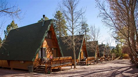 Cabins on Strawberry Hill | Arizona Highways