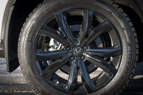 Review: Bridgestone Blizzak DM-V2 Winter Tire | TractionLife