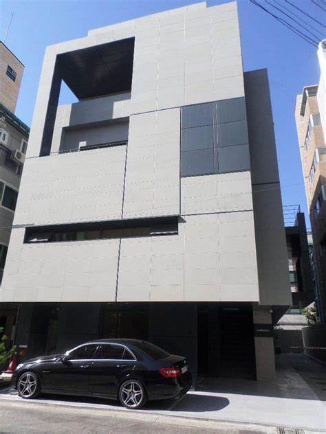 Woollim Entertainment's New Building + Coffee Shop | K-Pop Amino