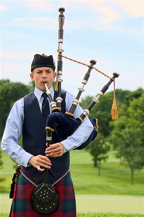 Scottish Bagpiper: MikeInNJ: Galleries: Digital Photography Review ...