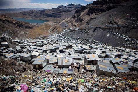 La Rinconada, Peru, the highest town in the world. : r/VillagePorn