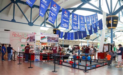 Grandville High School RoboDawgs bring robotics display to Rivertown Crossings Mall