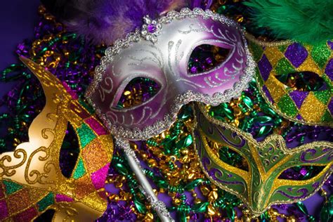 Krewe Mystique de la Capitale: Baton Rouge Mardi Gras parade is fun for ...