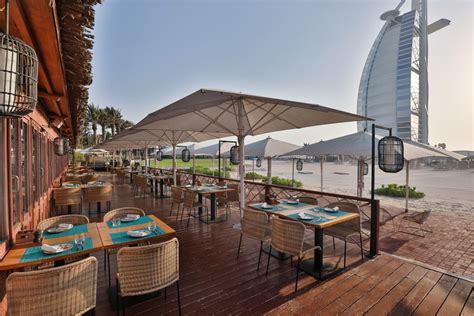 Stay Cool And Dive Into Delicious Beachfront Dining At Jumeirah Beach Hotel This Summer | Dubai ...