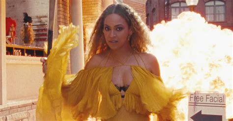 Beyonce: ‘Hold Up’ Lyrics & Video from ‘Lemonade’ – WATCH NOW ...