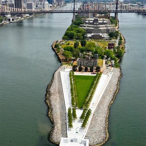 A Guide To Roosevelt Island + What To Do On Roosevelt Island - Bklyn Designs