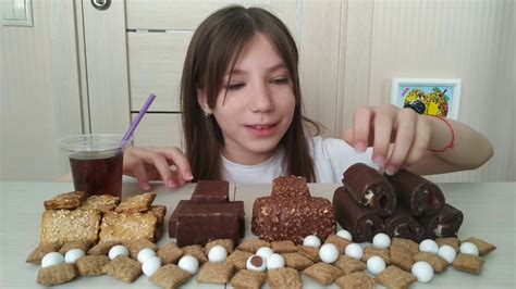 EATING CHOCOLATE! ASMR SWEETS! MUKBANG CHOCOLATES! - YouTube