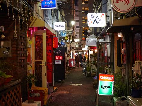 Shinjuku Golden Gai | CHUGOKU＋SHIKOKU×TOKYO (JAPAN)