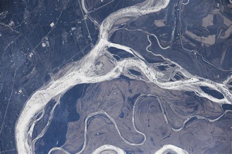 Amur is a River in the Far East in East Asia (photo) | Cosmonaut Oleg Artemyev