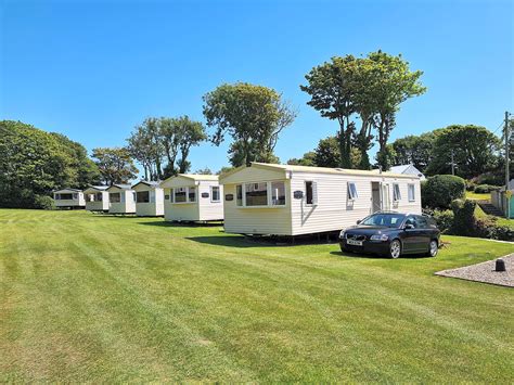 7 Tips For Choosing The Perfect Caravan Park In Snowdonia - End of The Tour