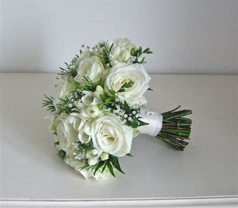 Wedding Flowers Blog: Emma's green and white wedding flowers, Burley Manor