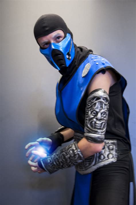 11 Mortal Kombat: Sub Zero Cosplay Costume Designs - Creative Cosplay Designs