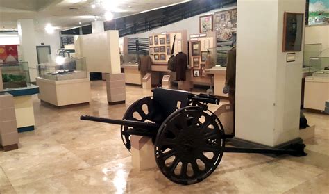 Epifanio de los Santos Avenue, Quezon City: Camp General Aguinaldo, AFP Museum and Multi-Purpose ...