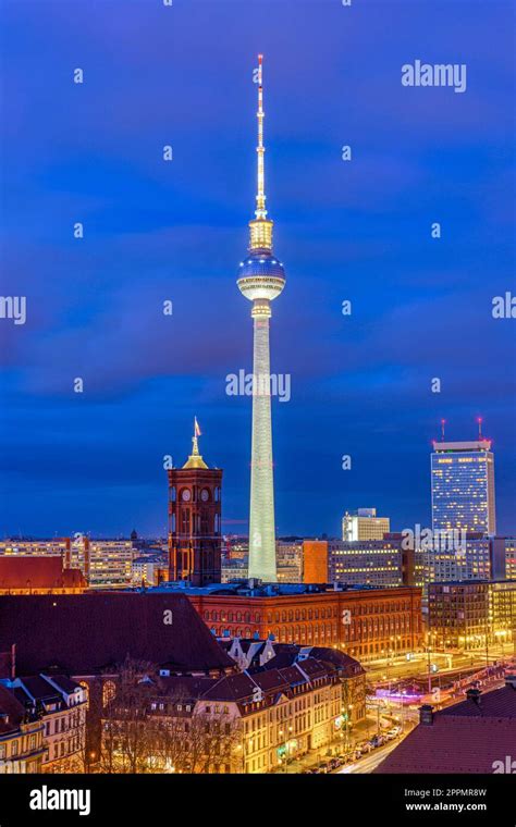 The famous TV Tower in downtown Berlin at night Stock Photo - Alamy