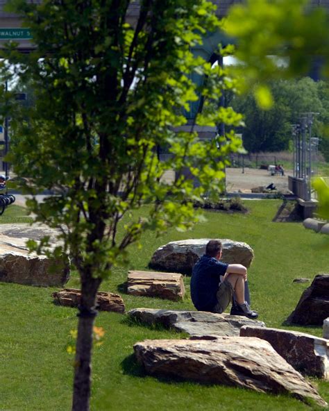 SCHUYLKILL RIVER PARK — MARGIE RUDDICK LANDSCAPE