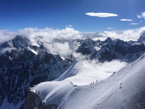 Vallee Blanche - MINT Snowboarding