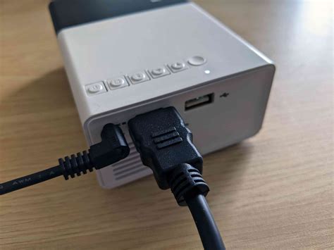 How to Connect an iPhone to a Mini Projector