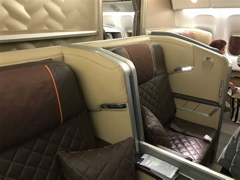 Review: Singapore Airlines First Class (777-300ER) SQ12 NRT-LAX – The ...